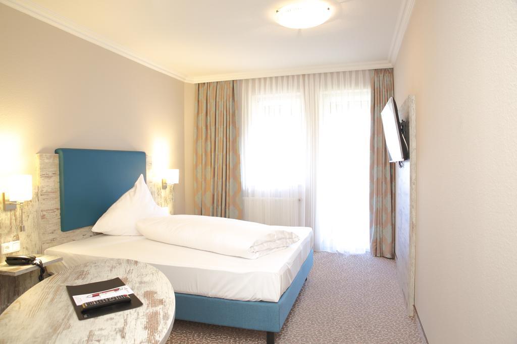 Hotel Römerstadt Gersthofen Exteriör bild